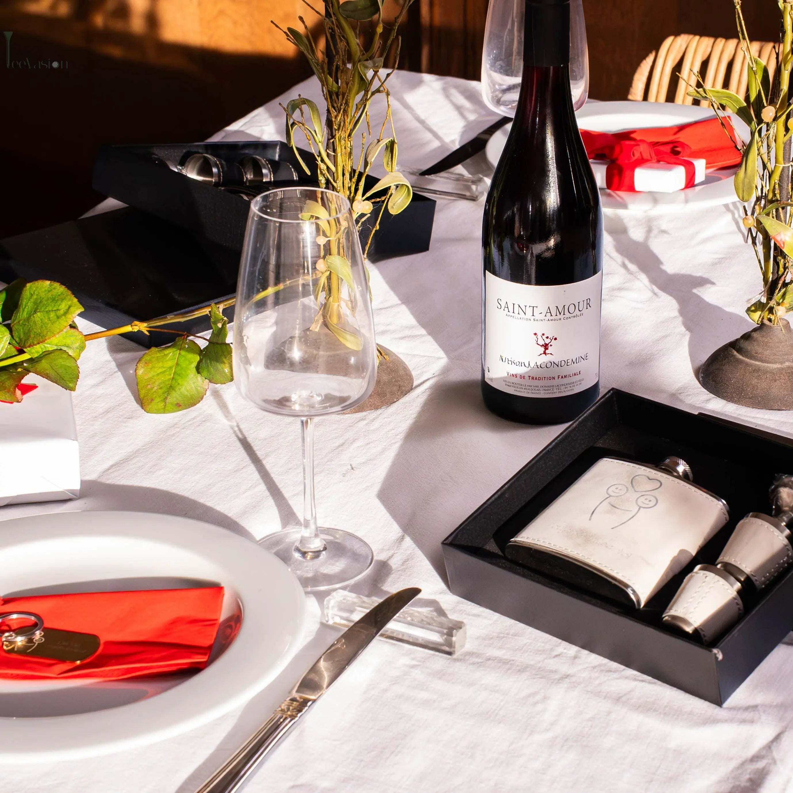 Saint‑Valentin : Offrir un cadeau personnalisé qui a du sens Tee Vasion