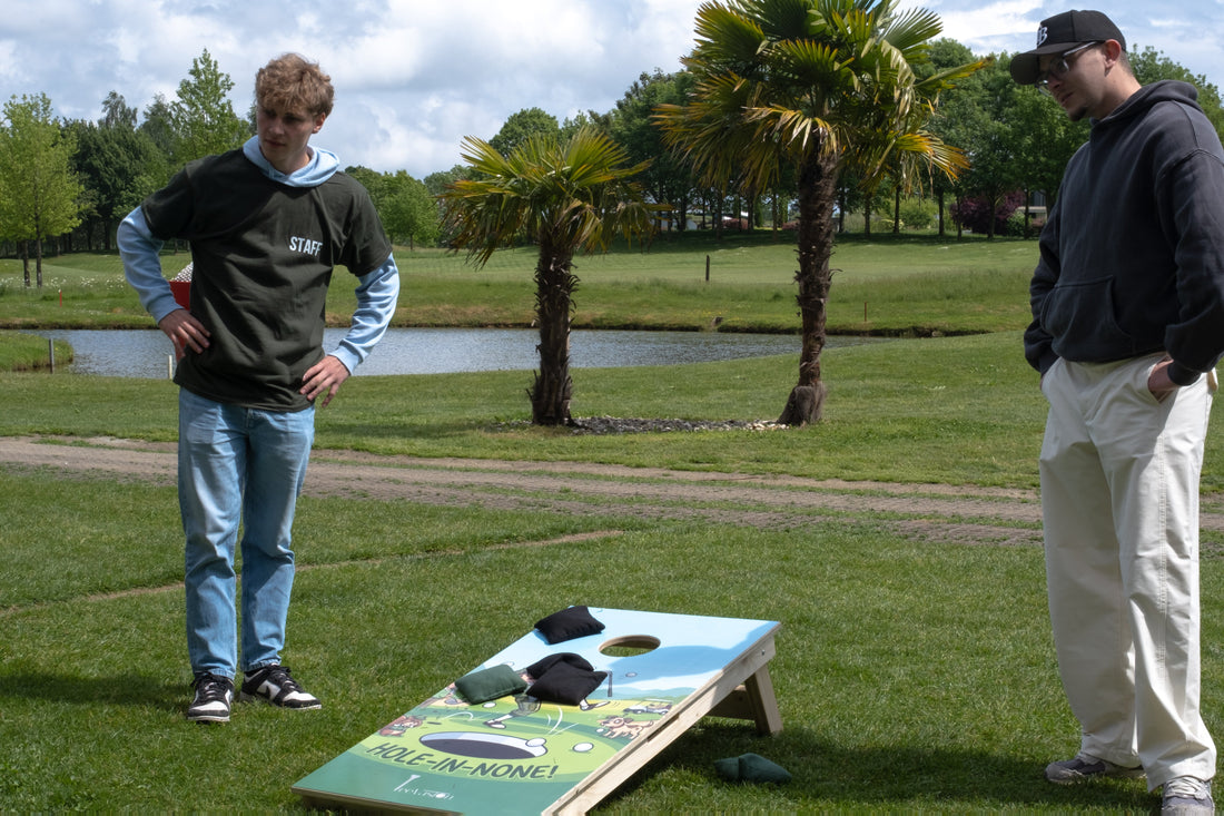 Cornhole : règles et animation idéale pour compétition de golf