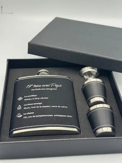 Birdie Flask  - L'indispensable pour votre sac de golf ! Tee Vasion