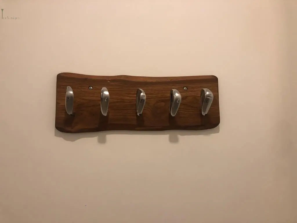 ClubHanger – L’élégance du golf, personnalisée jusque dans votre entrée pour cette patère porte manteau Tee Vasion