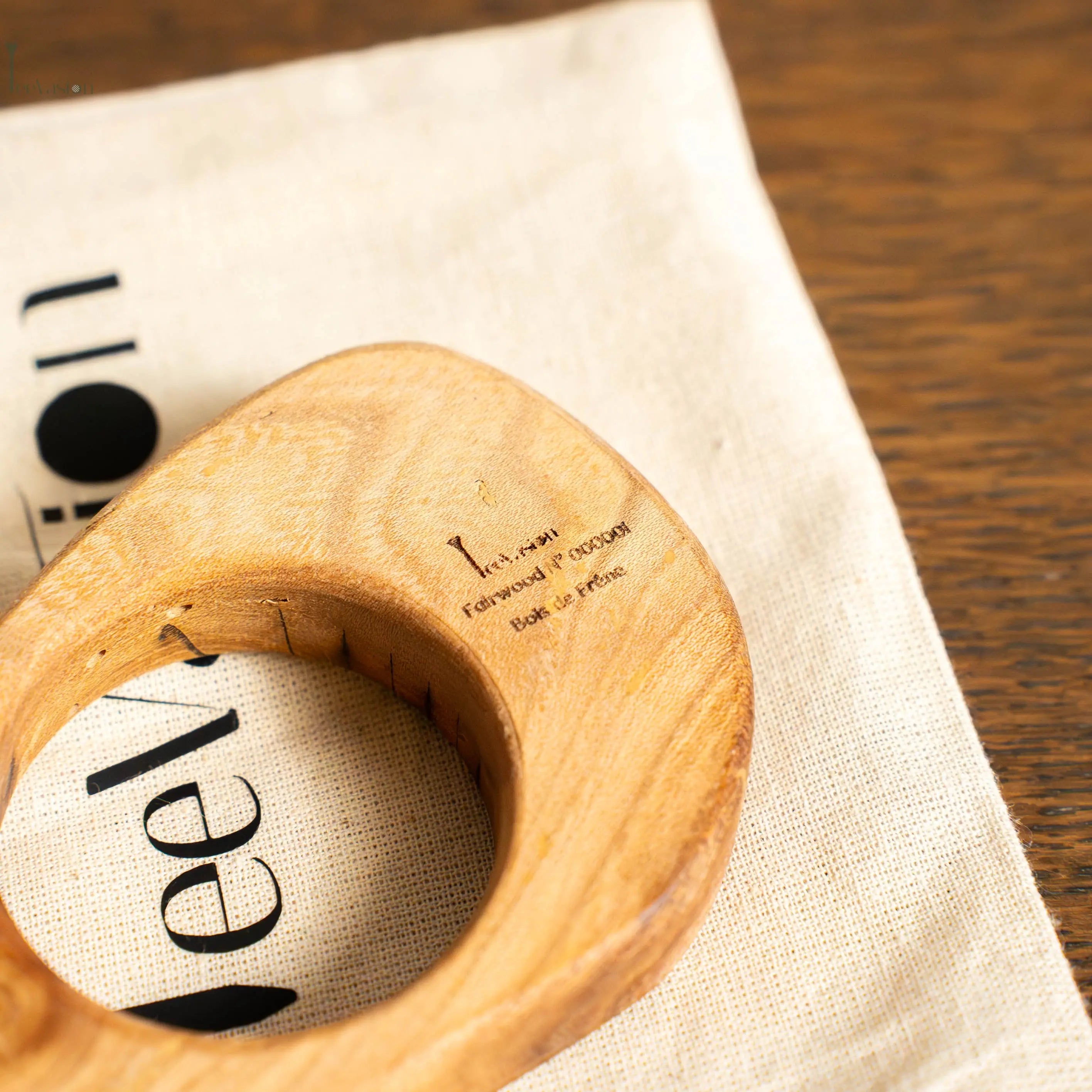 FairWood–Le trophée bois une balle gravé en forme de tête de club Tee Vasion