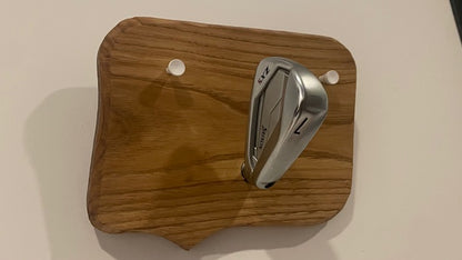 ClubHanger – L’élégance du golf, personnalisée jusque dans votre entrée pour cette patère porte manteau