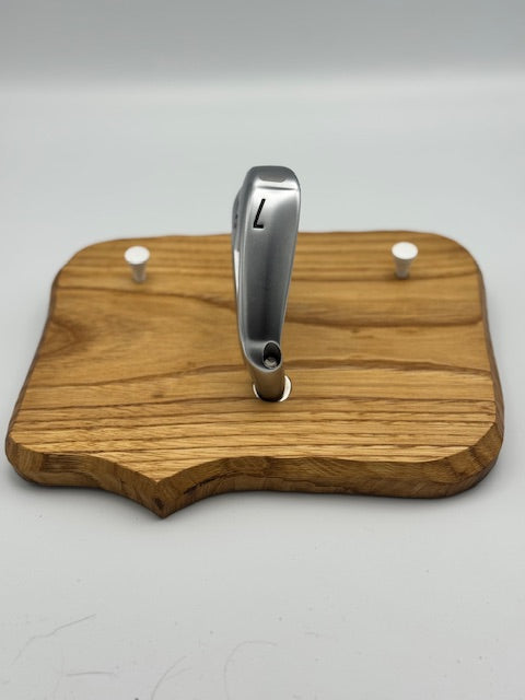 ClubHanger – L’élégance du golf, personnalisée jusque dans votre entrée pour cette patère porte manteau
