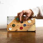 L’élégance du bois – Support design pour collection de marques-balles TeeVasion