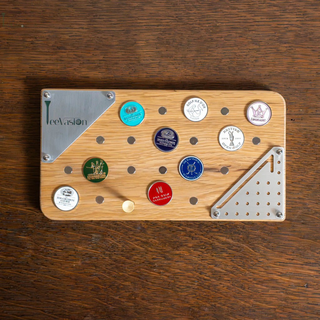 L’élégance du bois – Support design pour collection de marques-balles TeeVasion