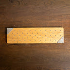 L’élégance du bois – Support design pour collection de marques-balles TeeVasion