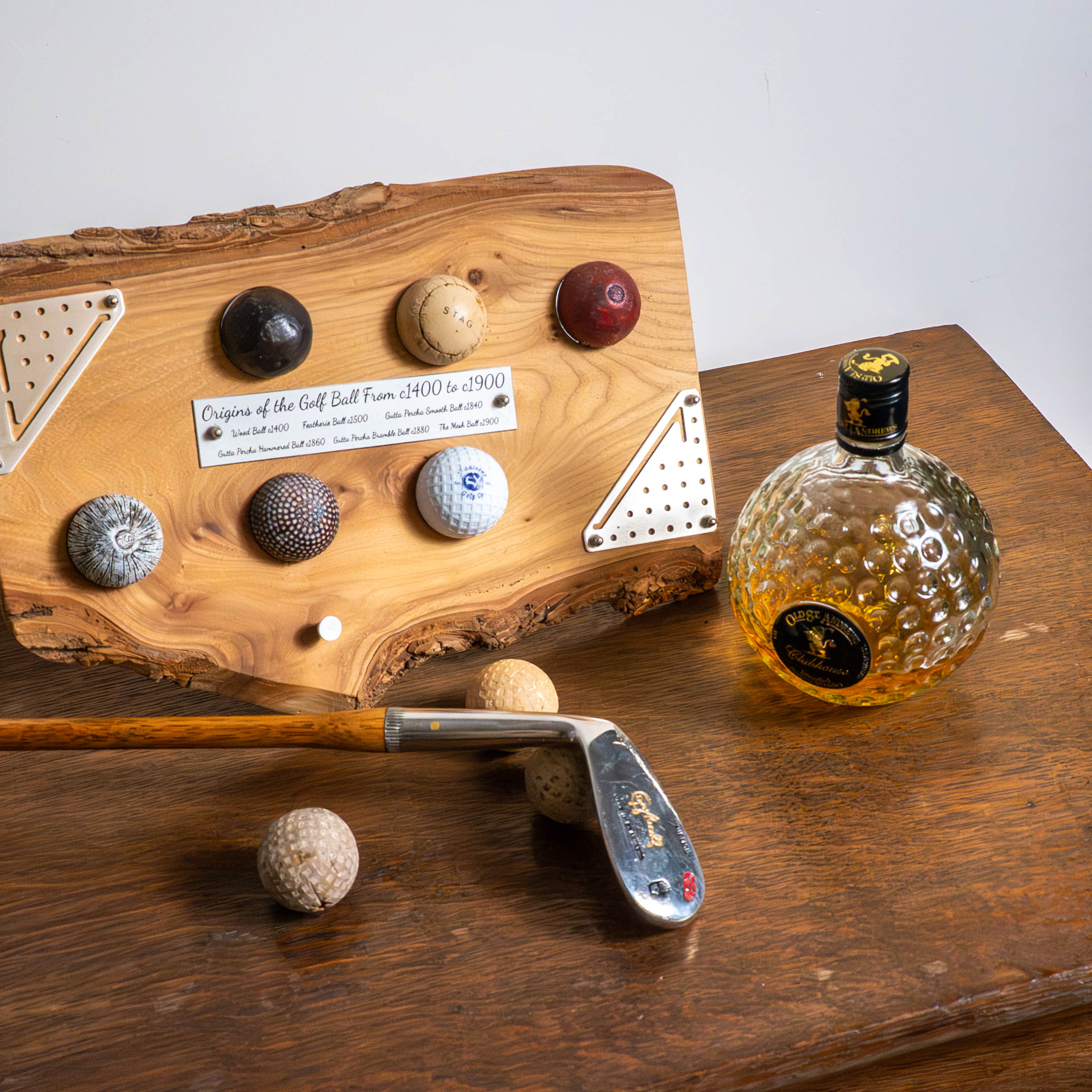 Légende du Green – Édition numérotée avec balles de golf vintage Tee Vasion