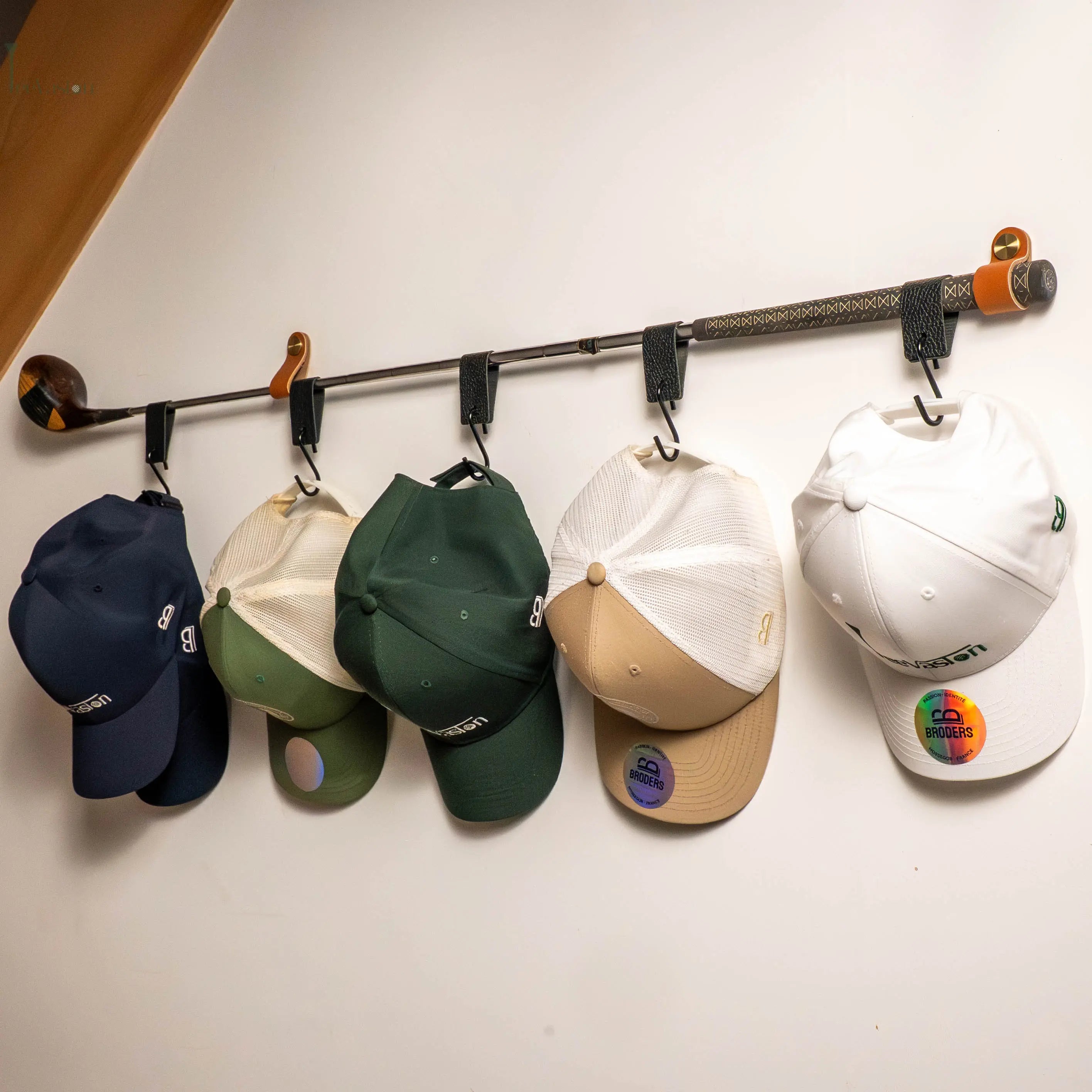 Porte-casquettes mural en club de golf vintage Tee Vasion