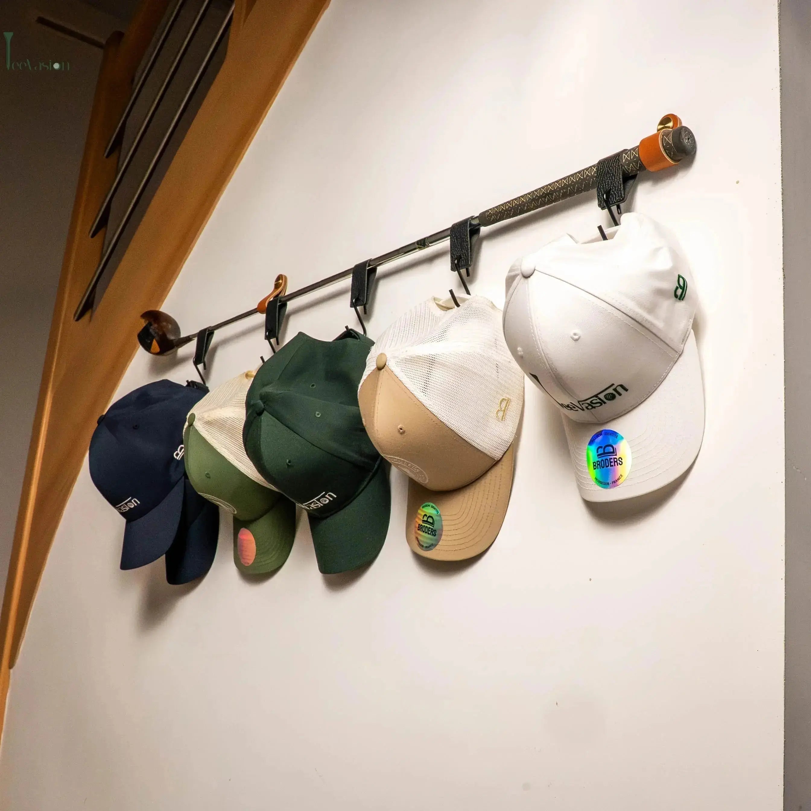 Porte-casquettes mural en club de golf vintage Tee Vasion