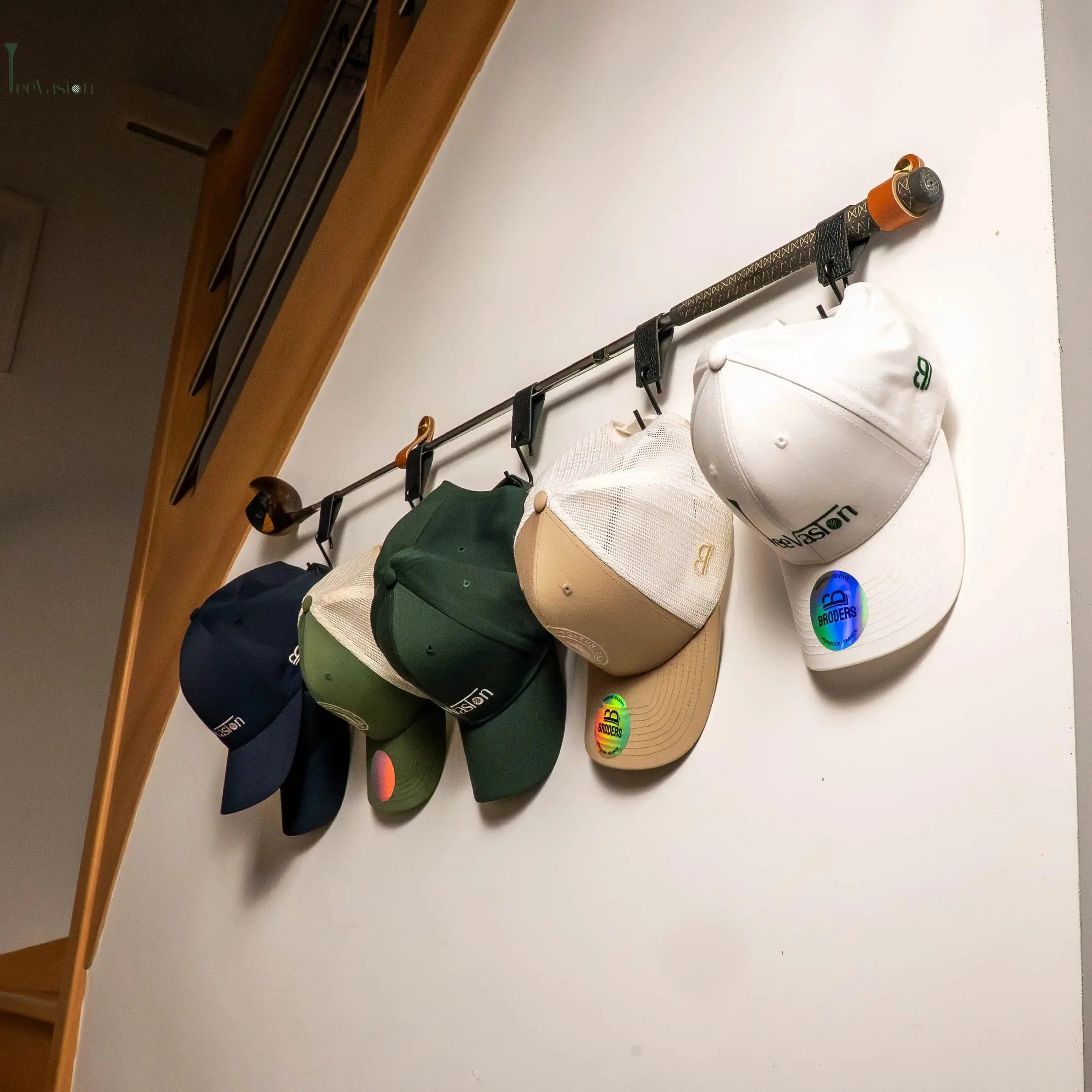Porte-casquettes mural en club de golf vintage Tee Vasion
