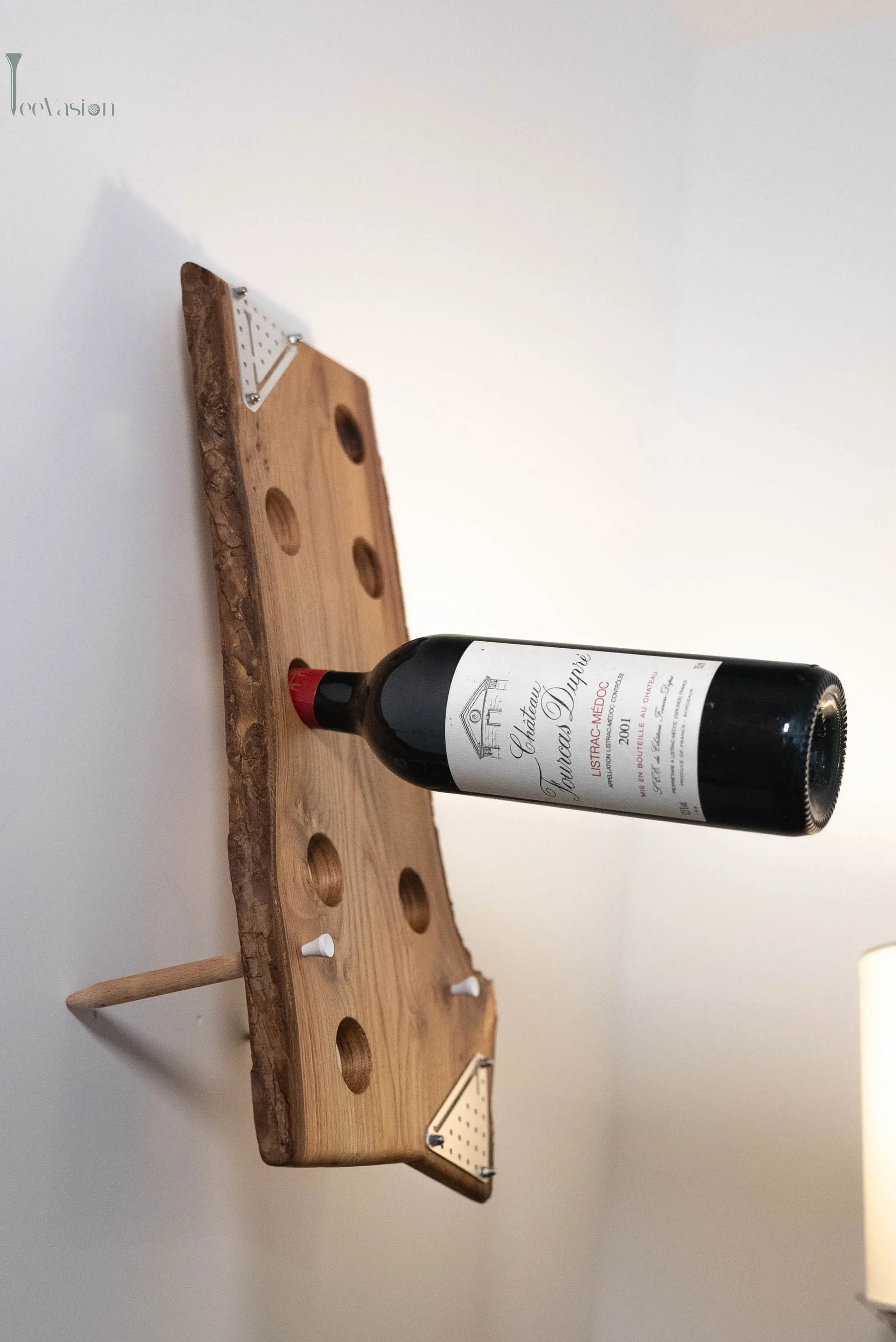 Wooden Tee – L’élégance du bois pour vos plus belles bouteilles TeeVasion