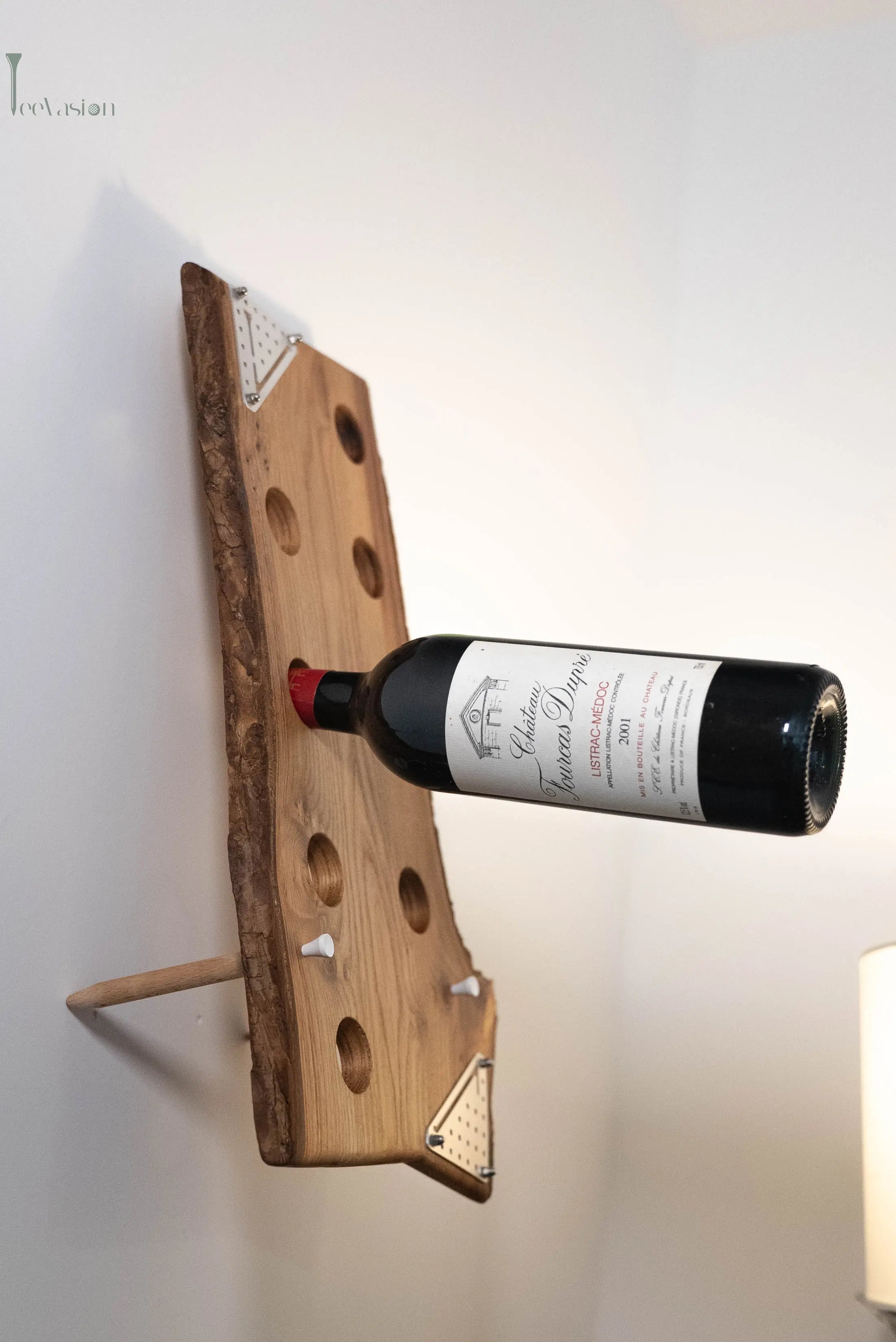 Wooden Tee – L’élégance du bois pour vos plus belles bouteilles TeeVasion